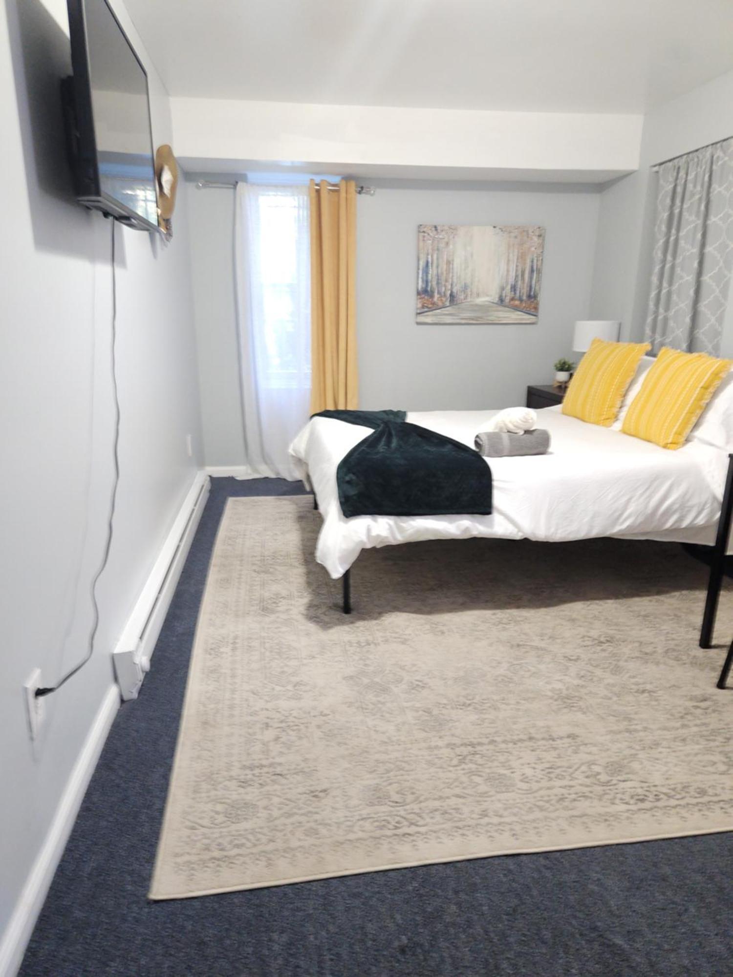 Entire 2-Bed Private Apt - Ewr/Nyc/Outlet Mall Newark Exterior foto